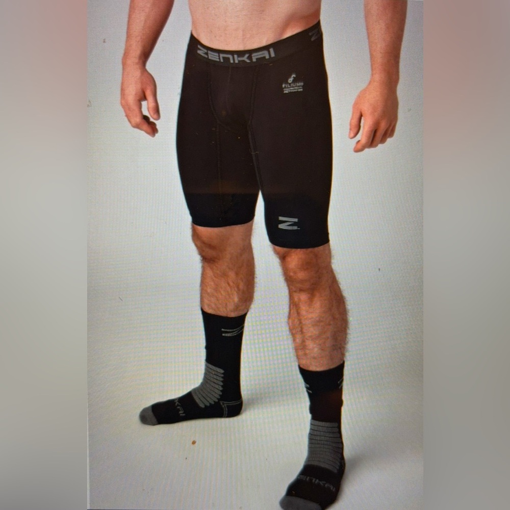 NWT Zenkai black Compression Shorts size medium